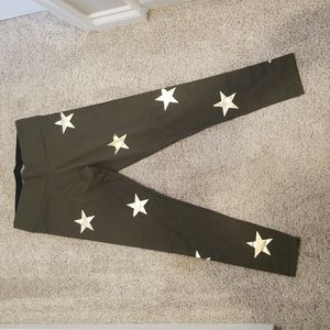 VS Pink Yoga Pants Olive with Gold Stars Never Worn Size M